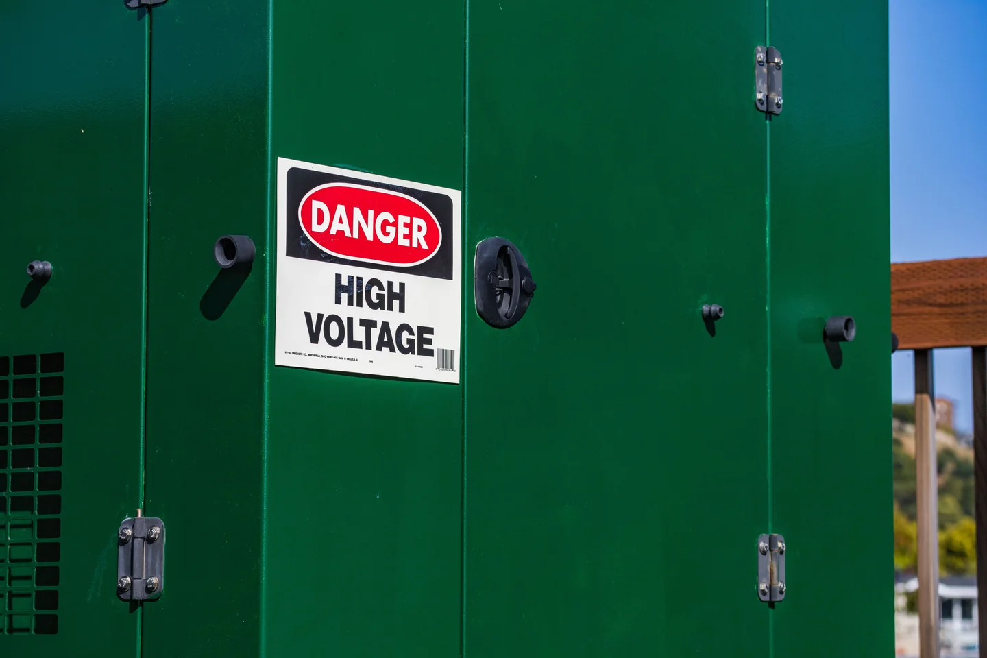 Off-grid and hybrid power infrastructure